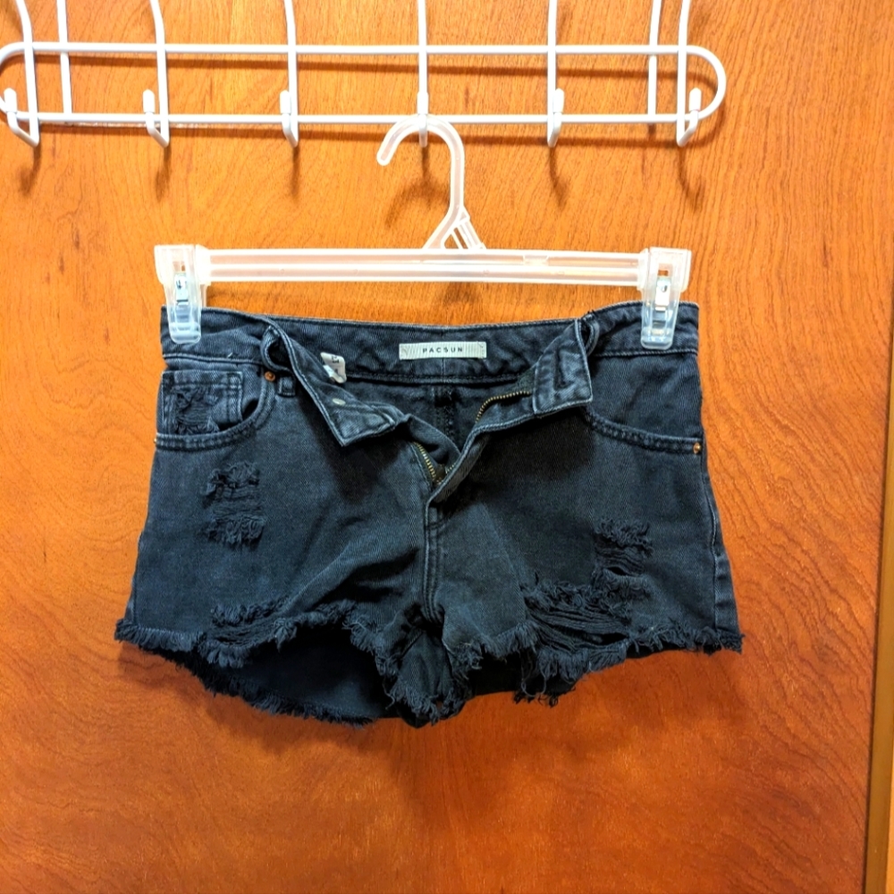 PacSun High-rise Festival Black Jean Short Shorts Size 23